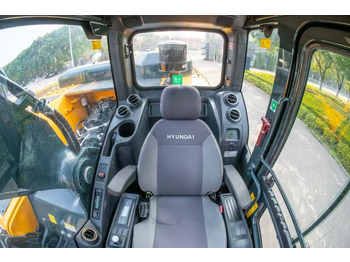 Graafmachine HYUNDAI Excavator HX305L Click Here for Discount: afbeelding 5