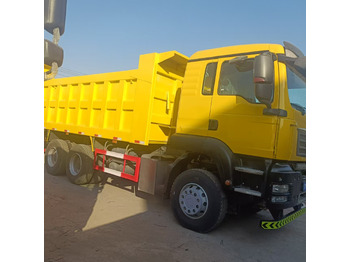 Kipper vrachtwagen SINOTRUK HOWO T5G: afbeelding 2
