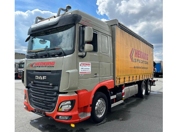 Schuifzeilen vrachtwagen DAF XF 460