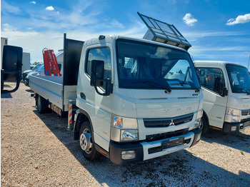 Vrachtwagen met open laadbak MITSUBISHI