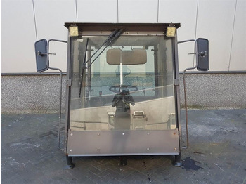 Cabine en interieur AHLMANN