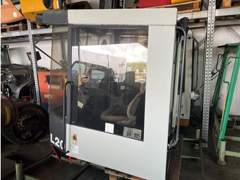Cabine en interieur voor Bouwmachine O & K L20I - Cabin/Kabine/Cabine: afbeelding 2 Cabine en interieur voor Bouwmachine O & K L20I - Cabin/Kabine/Cabine: afbeelding 2