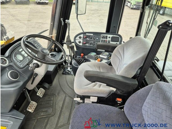 Leasing JCB Fastrac HMV 3230 2 Zapfwellen + Frontheber Stoll JCB Fastrac HMV 3230 2 Zapfwellen + Frontheber Stoll: afbeelding 4