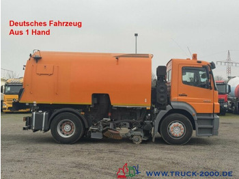 Veegwagen BUCHER