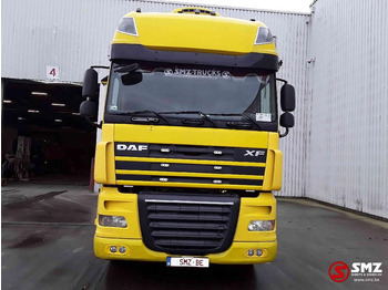Trekker DAF 105 XF 460 SuperSpaceCab manual: afbeelding 2 Trekker DAF 105 XF 460 SuperSpaceCab manual: afbeelding 2