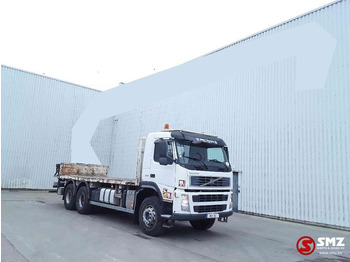 Vrachtwagen met open laadbak VOLVO FM