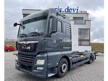 Vrachtwagen MAN TGX 26.500