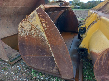 Bak KOMATSU