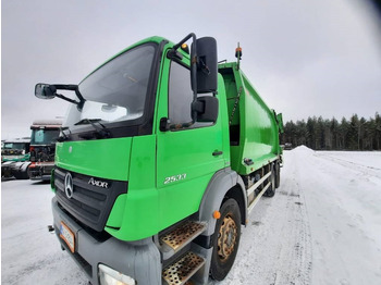 Vuilniswagen Mercedes-Benz Axor 2533: afbeelding 2
