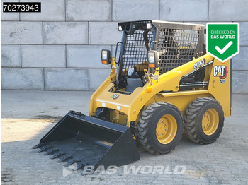 Schranklader CATERPILLAR 216B3