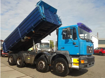 Kipper vrachtwagen MAN 41.414