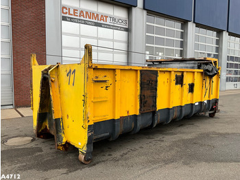 Haakarm container