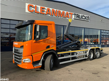 Haakarmsysteem vrachtwagen DAF XD 450