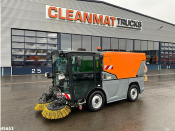 Veegwagen Kärcher MC 250 Just 16.579 km!: afbeelding 2 Veegwagen Kärcher MC 250 Just 16.579 km!: afbeelding 2