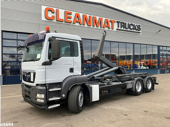 Haakarmsysteem vrachtwagen MAN TGS 26.440