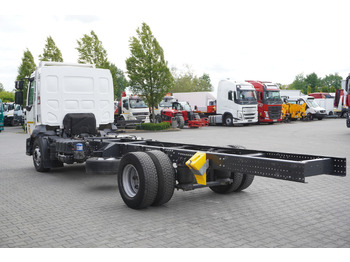 Containertransporter/ Wissellaadbak vrachtwagen RENAULT D16 / Chassis 7.1 m / Differential lock: afbeelding 5
