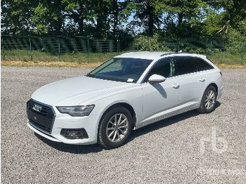 Sedan AUDI