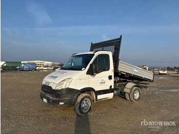 Kipper vrachtwagen IVECO Daily 35c11