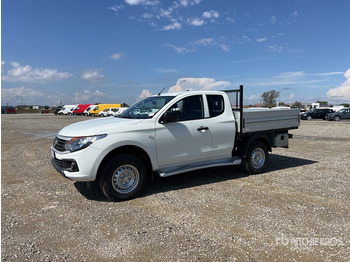 Vrachtwagen met open laadbak FIAT