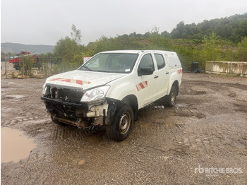 Pick-up 2013 Isuzu D-MAX 4x4 Dual Cab (Inoperable) Pickup: afbeelding 4