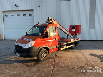 Vrachtwagen hoogwerker IVECO Daily 35s11