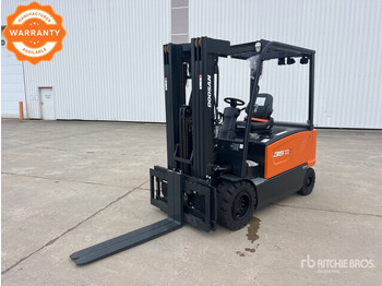 Elektrische heftruck DOOSAN