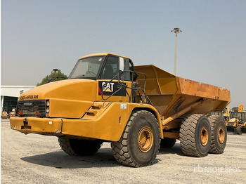 Kiepwagen met knikbesturing CATERPILLAR 740