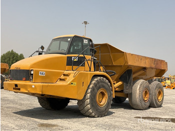 Kiepwagen met knikbesturing CATERPILLAR 740