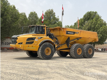 Kiepwagen met knikbesturing VOLVO A40F