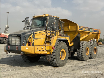 Kiepwagen met knikbesturing KOMATSU HM400