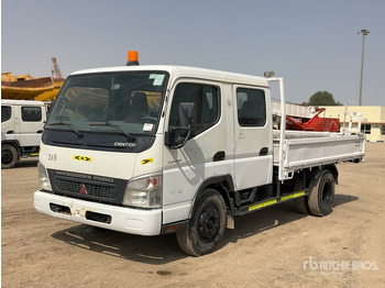Vrachtwagen met open laadbak MITSUBISHI