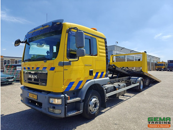 Bergingsvoertuig MAN TGM 12.250