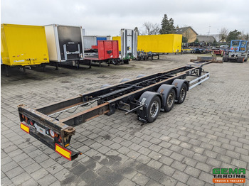 Containertransporter/ Wissellaadbak oplegger RENDERS