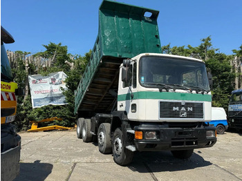 Kipper vrachtwagen MAN 35.372