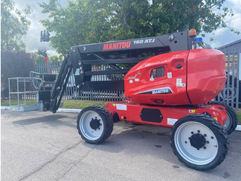 Knikarmhoogwerker MANITOU