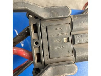 Elektrisch systeem voor Intern transport Hawker  24V/70A: afbeelding 3