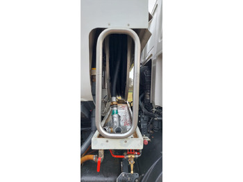 Tankwagen DAF CF400: afbeelding 2