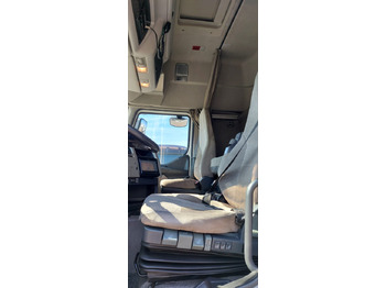 Trekker RENAULT PREMIUM 410: afbeelding 2 Trekker RENAULT PREMIUM 410: afbeelding 2