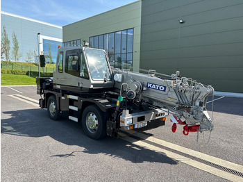 Mobiele kraan KATO