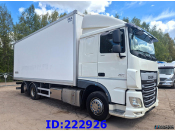 Isotherm vrachtwagen DAF XF 106 440