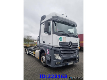 Chassis vrachtwagen MERCEDES-BENZ Actros 2542