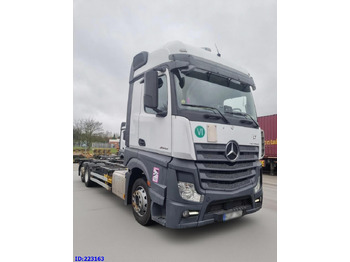Chassis vrachtwagen MERCEDES-BENZ Actros 2542