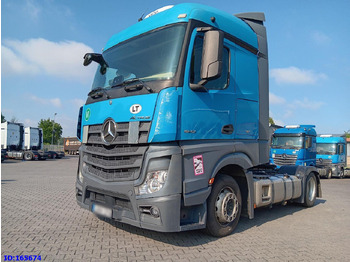 Trekker MERCEDES-BENZ Actros 1842