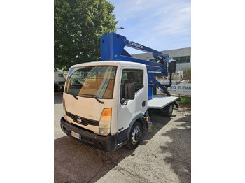 Vrachtwagen hoogwerker SOCAGE