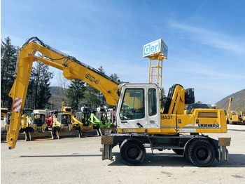 Overslagkraan LIEBHERR A 904