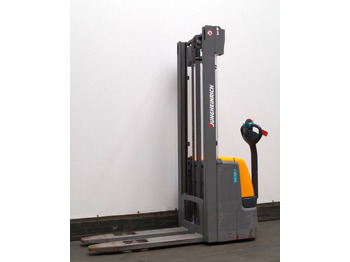 Stapelaar JUNGHEINRICH EJC