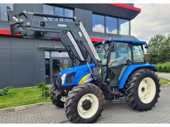 Tractor NEW HOLLAND T5000