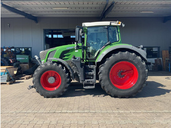 Tractor FENDT 828 Vario