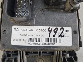 ECU MERCEDES-BENZ MP4 EURO 6 / SAM CHASSIS CONTROL UNIT / A0004468061: afbeelding 4 ECU MERCEDES-BENZ MP4 EURO 6 / SAM CHASSIS CONTROL UNIT / A0004468061: afbeelding 4