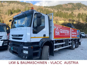 Vrachtwagen met open laadbak IVECO Stralis